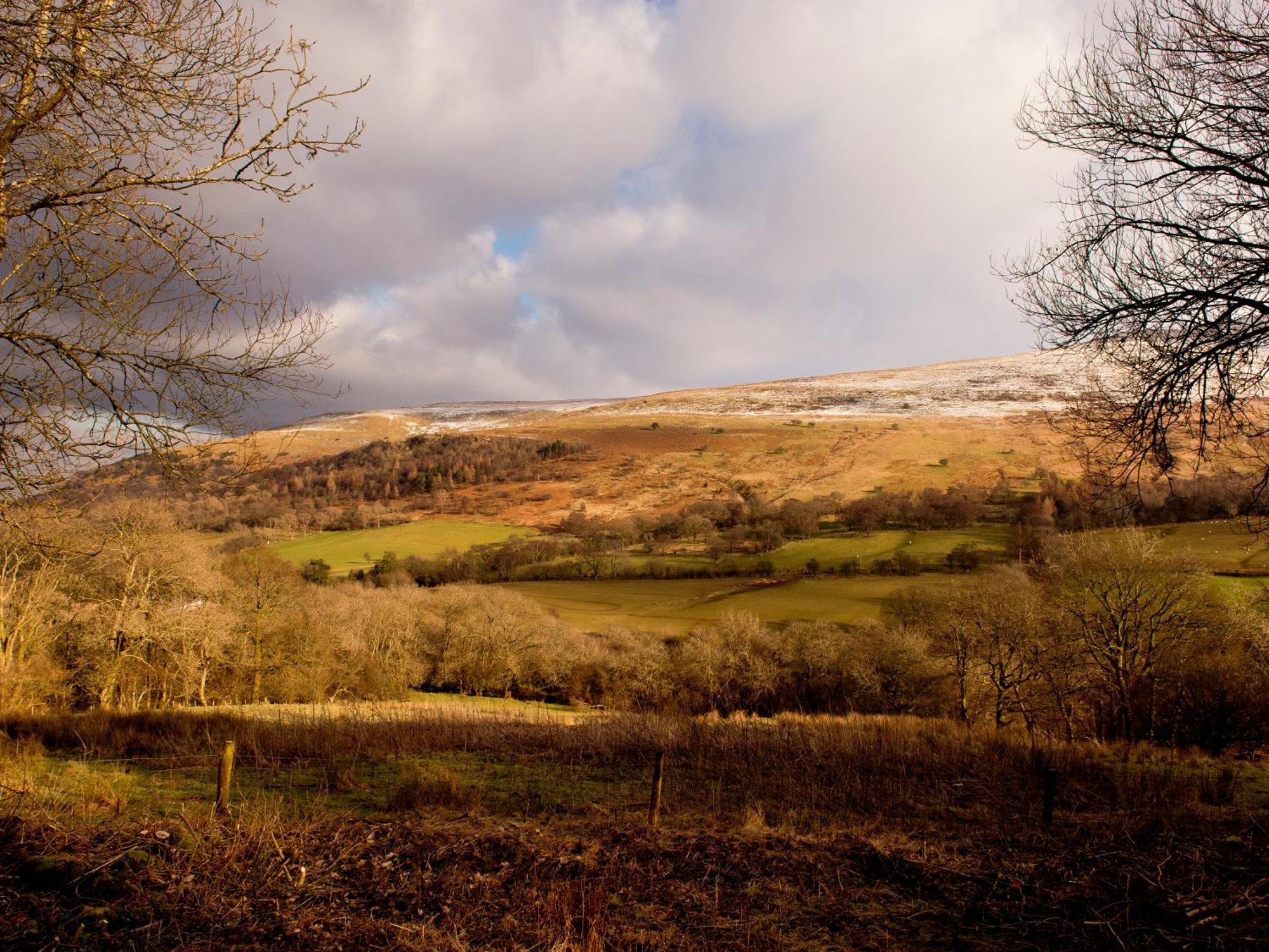 Yha Brecon Beacons Hostel Exterior photo