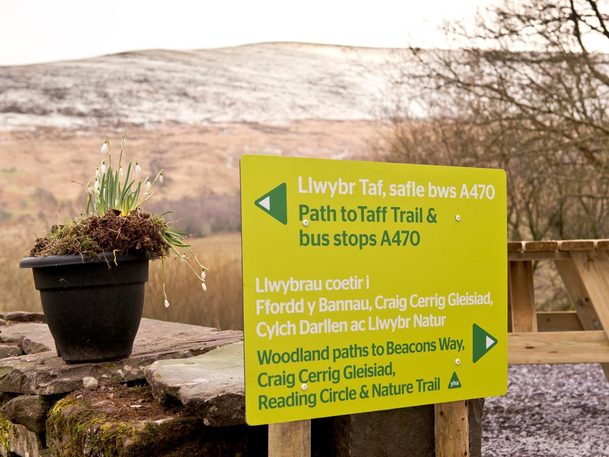 Yha Brecon Beacons Hostel Exterior photo